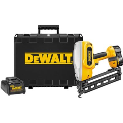 DeWalt 18V Cordless XRP 1-1/4 to 2-1/2" 16 Gauge 20 Angled Finish Nailer Kit