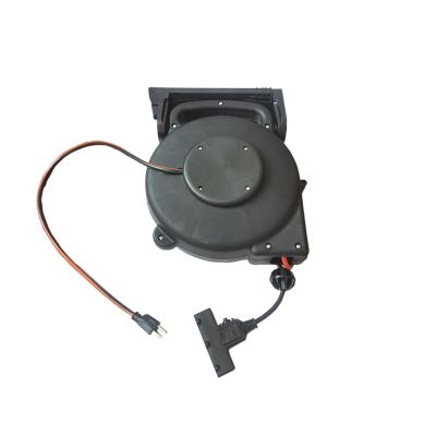 KTIXD73341 image(0) - 50 ft Retractable Triple Tap Reel