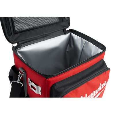 MLW48-22-8250 image(0) - JOBSITE ICE COLD FOOD BEVERAGE COOLER