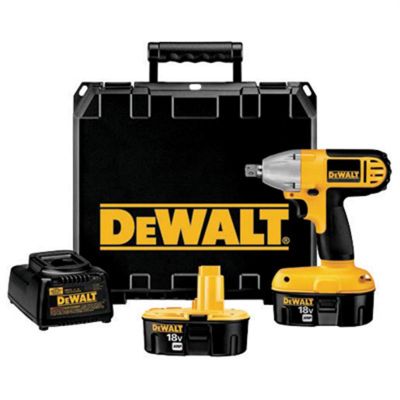 DWTDC821KA image(0) - 18V 1/2" H.Duty Compact Impact Wrench